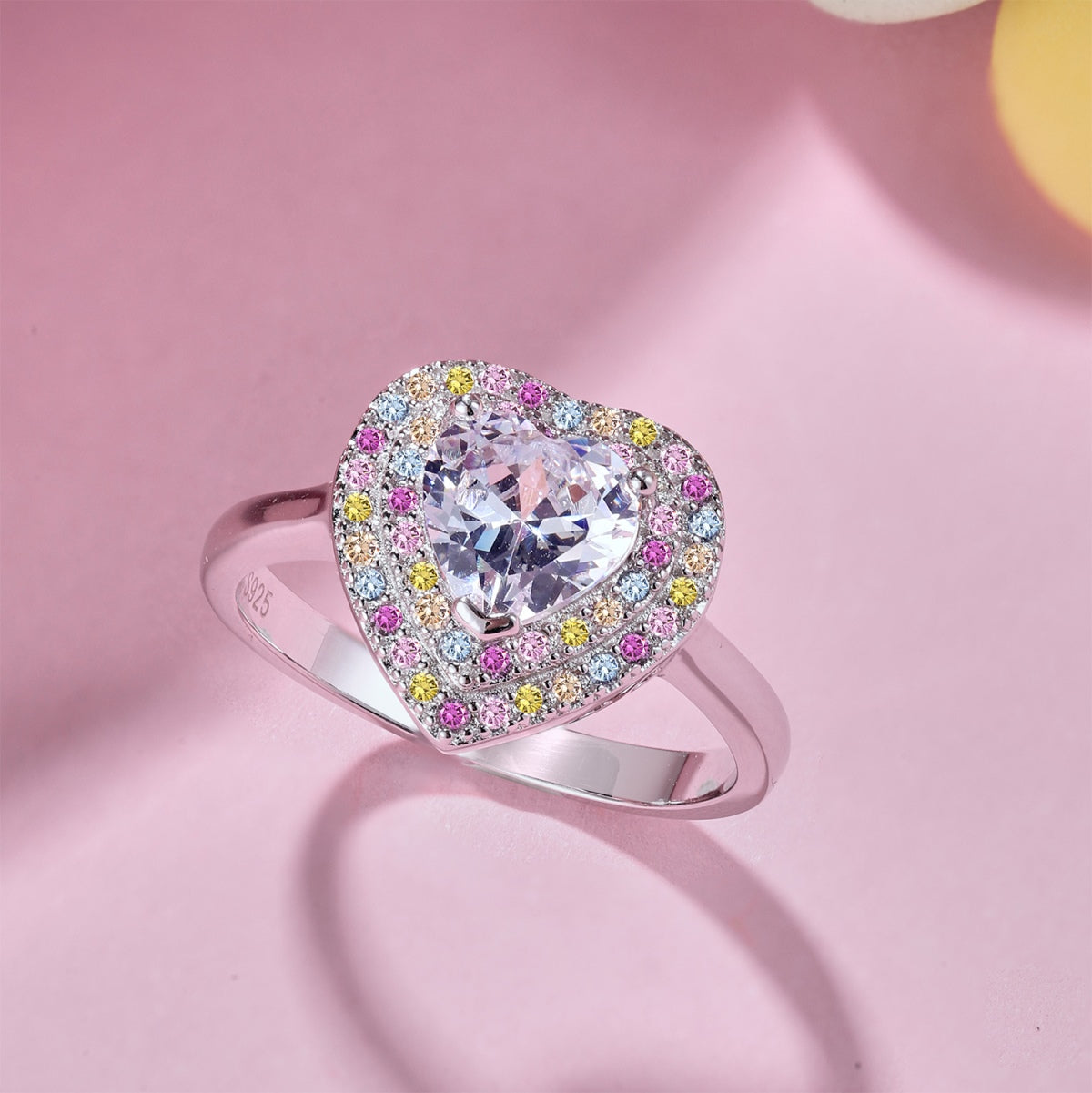 [Clover Jewels]Delicate Ebullient Heart Shape Wedding Ring