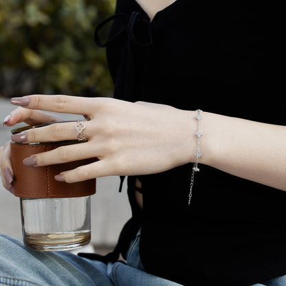 [Clover Jewels]Four-Leaf Clover Hollow Butterfly Bracelet