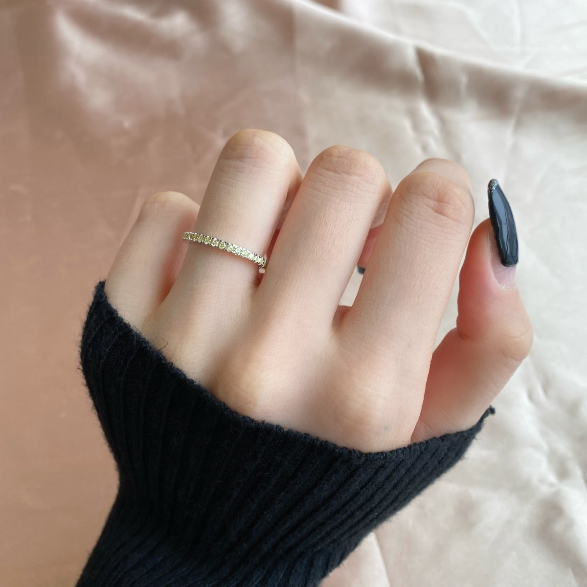 [Clover Jewels]Delicate Sparkling Round Cut Daily Ring