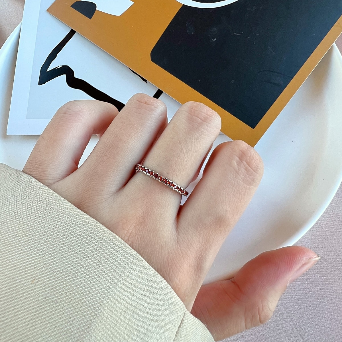 [Clover Jewels]Delicate Sparkling Round Cut Daily Ring