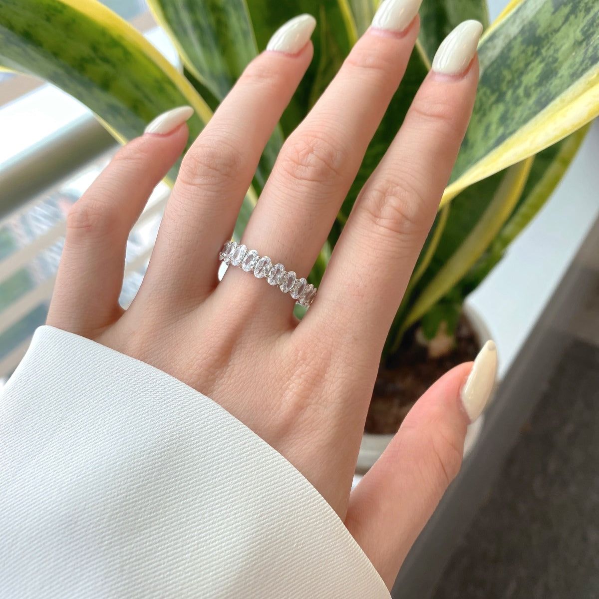 [Clover Jewels]Ornate Oval Cut Tennis Ring