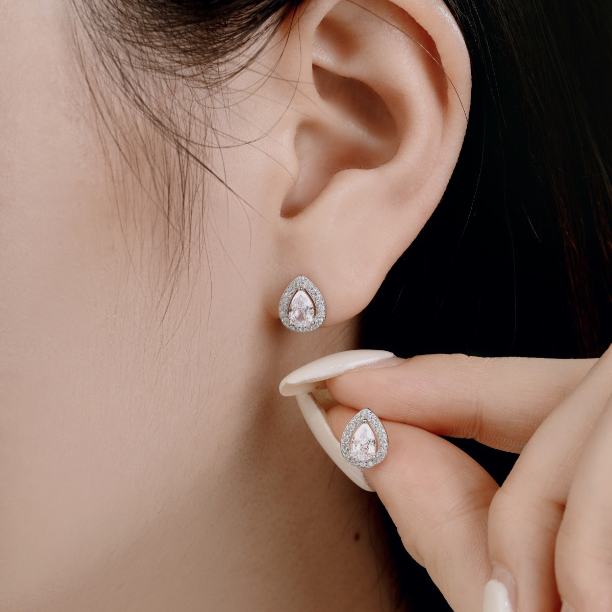 [Clover Jewels]Luxurious Water Drop Shape Earrings