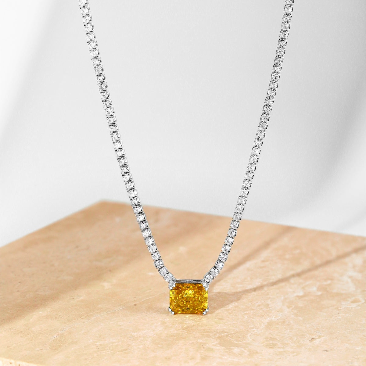 [Clover Jewels]4.0 Carat Elegant Radiant Cut Necklace