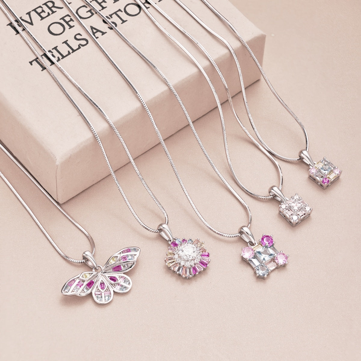 [Clover Jewels]Charming Flower Colorful Necklace