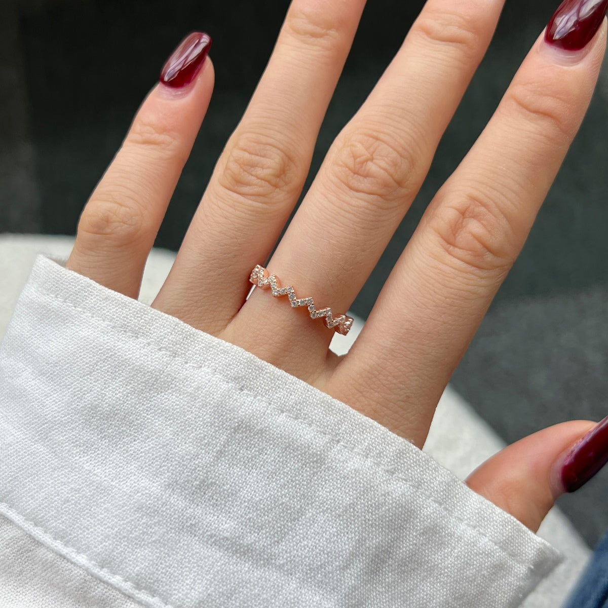 [Clover Jewels]Delicate Enchanting Wave Shape Daily Ring