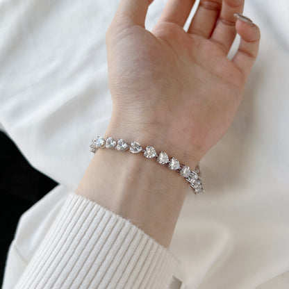 [Clover Jewels]0.75 Carat Elegant Romantic Heart Shape Lover Bracelet