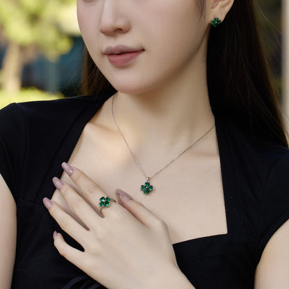 [Clover Jewels]Heart-Shaped Four-Leaf Clover Bead Necklace