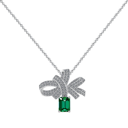 [Clover Jewels]Luxurious Flower Shape Emerald Cut Necklace