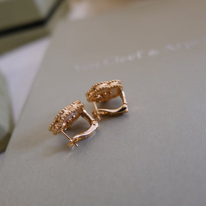 [Clover Jewels]LUCKY PINK GOLD WHITE MOP EARRINGS