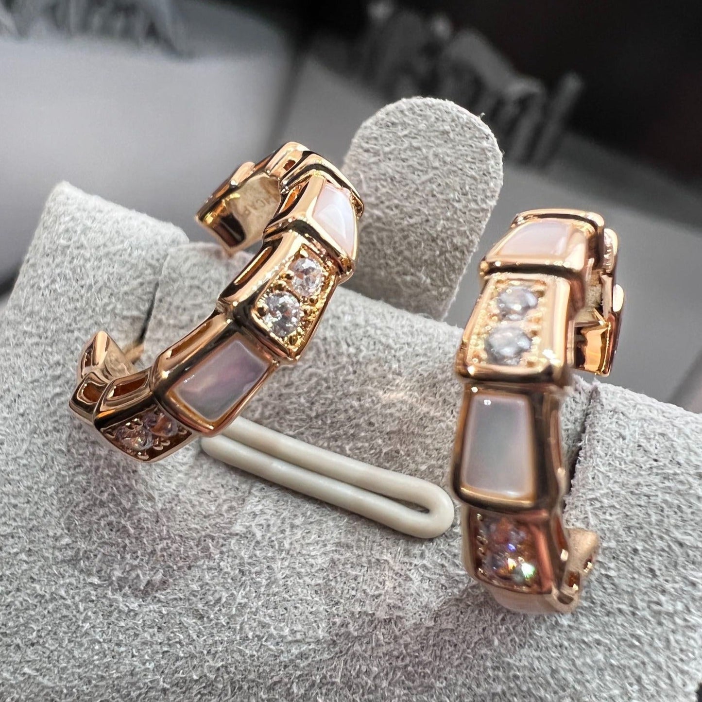 [Clover Jewels]SERPENTI MOP PINK GOLD EARRINGS