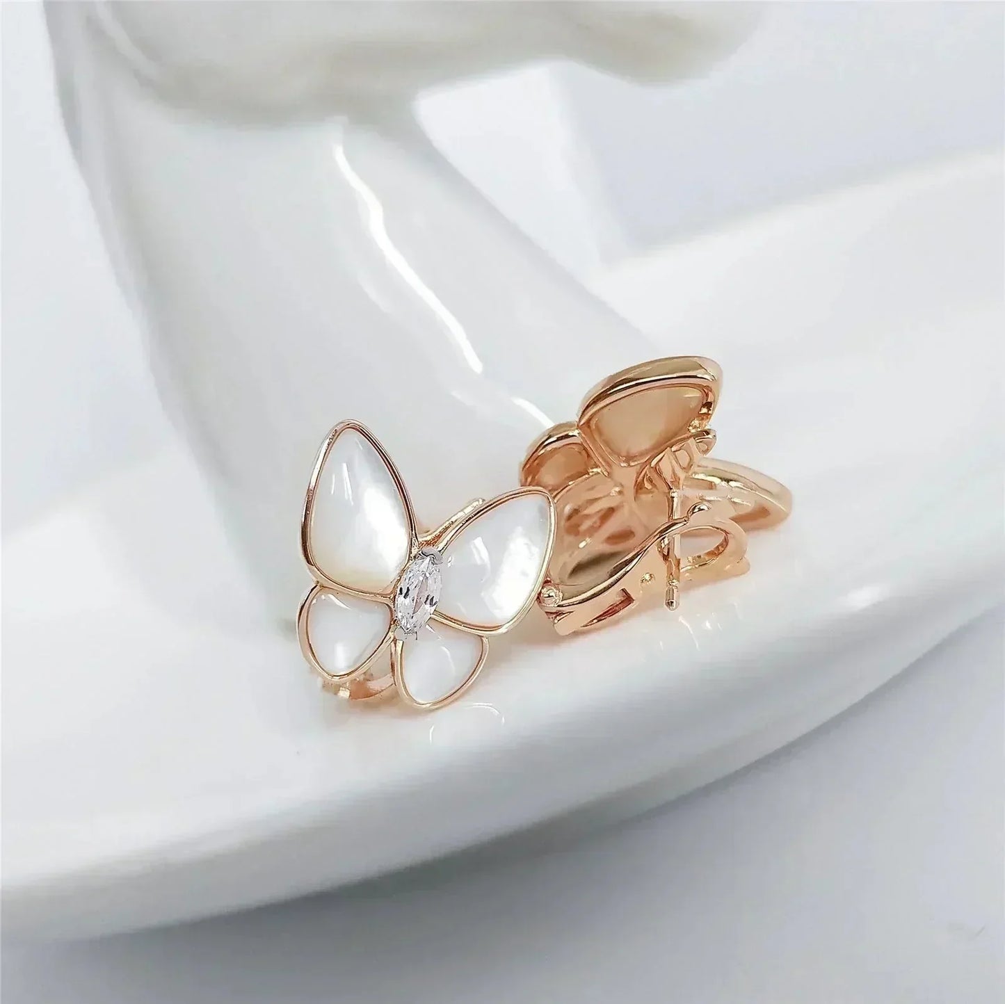 [Clover Jewels]BUTTERFLY MOP DIAMOND EARRINGS