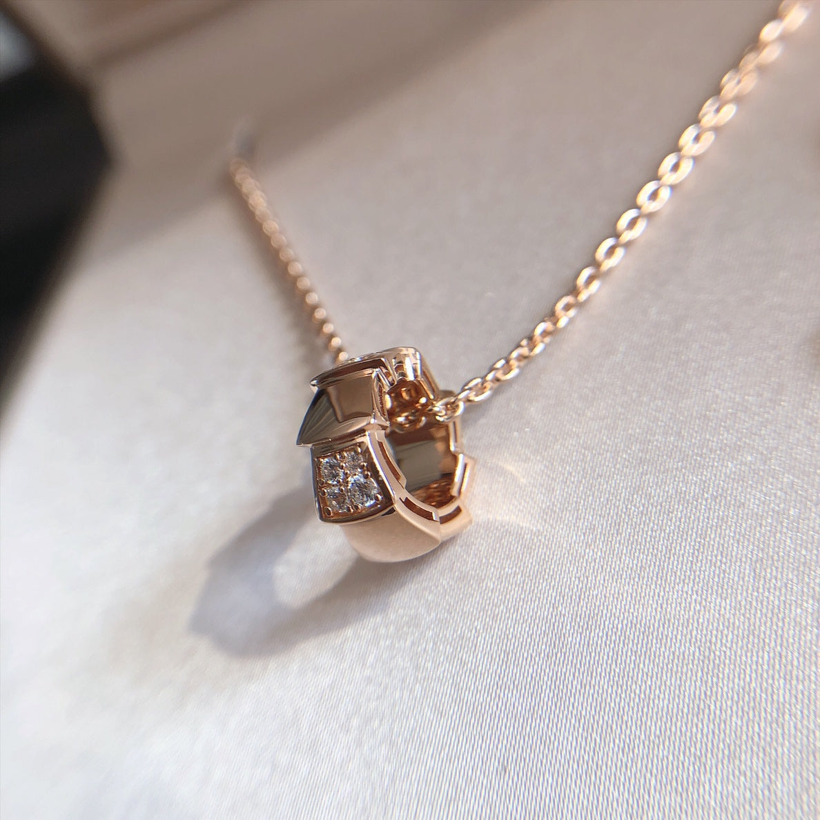 [Clover Jewels]SERPENTI PEDANT DIAMOND PINK GOLD NECKLACE