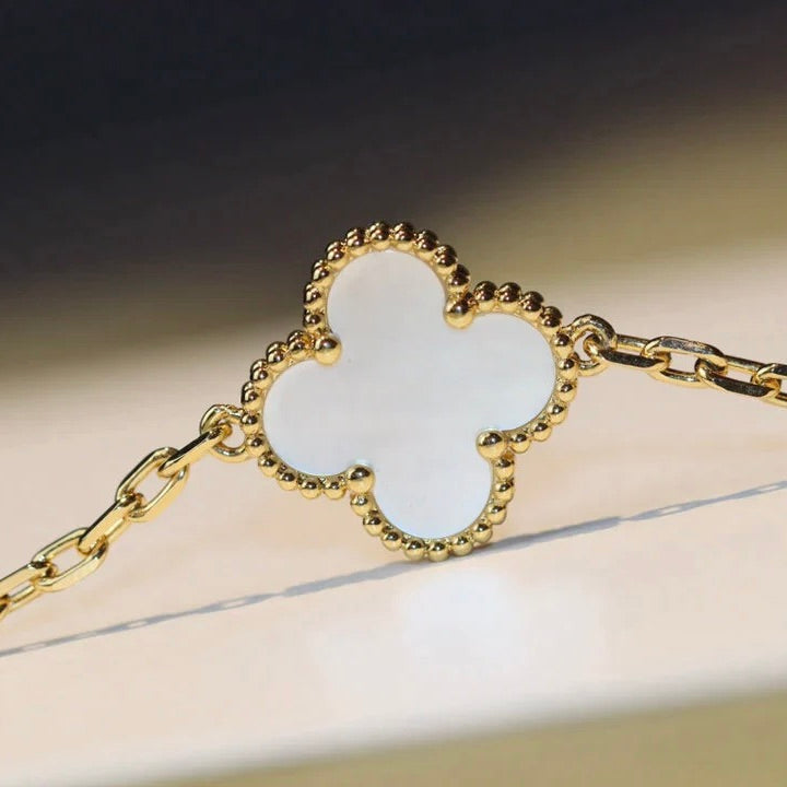 [Clover Jewels]CLOVER 20 MOTIFS WHITE MOP NECKLACE