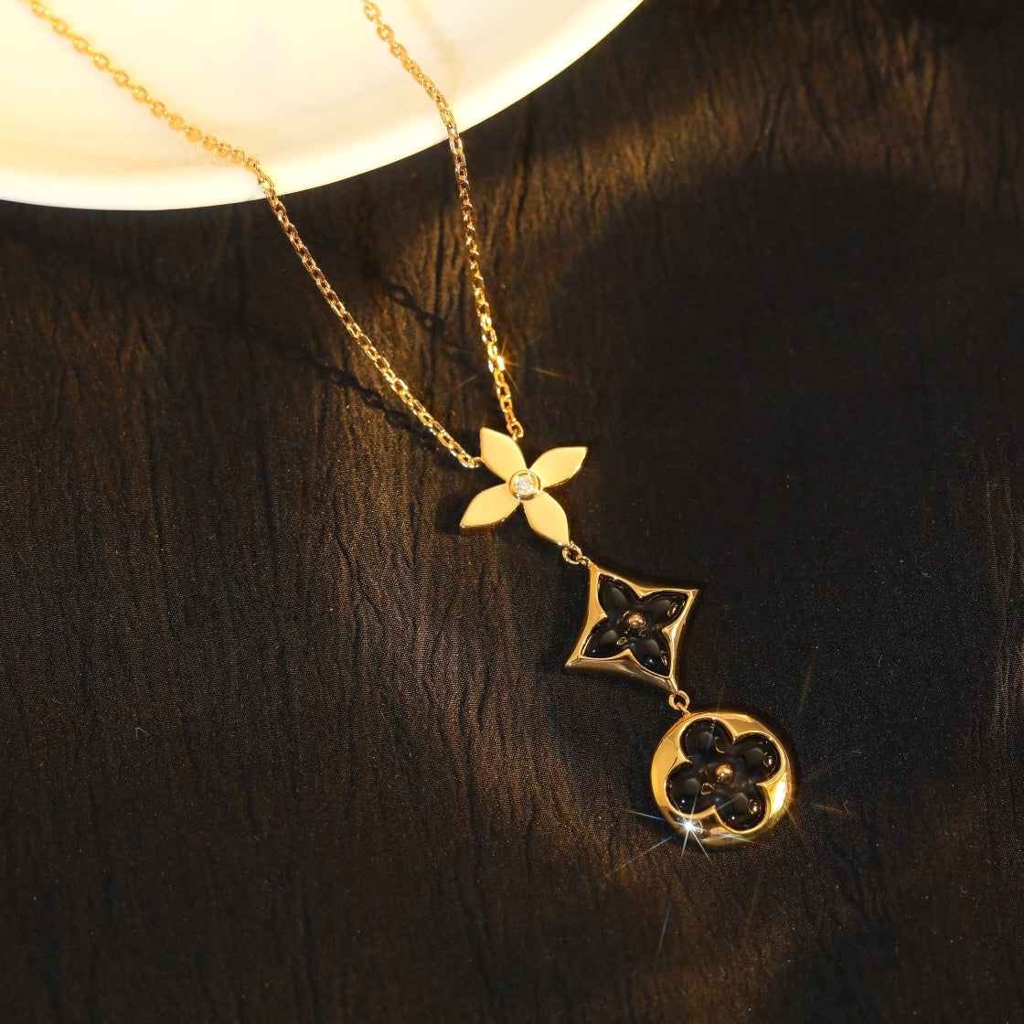 [Clover Jewels]STAR AND SUN ONYX PINK GOLD NECKLACE