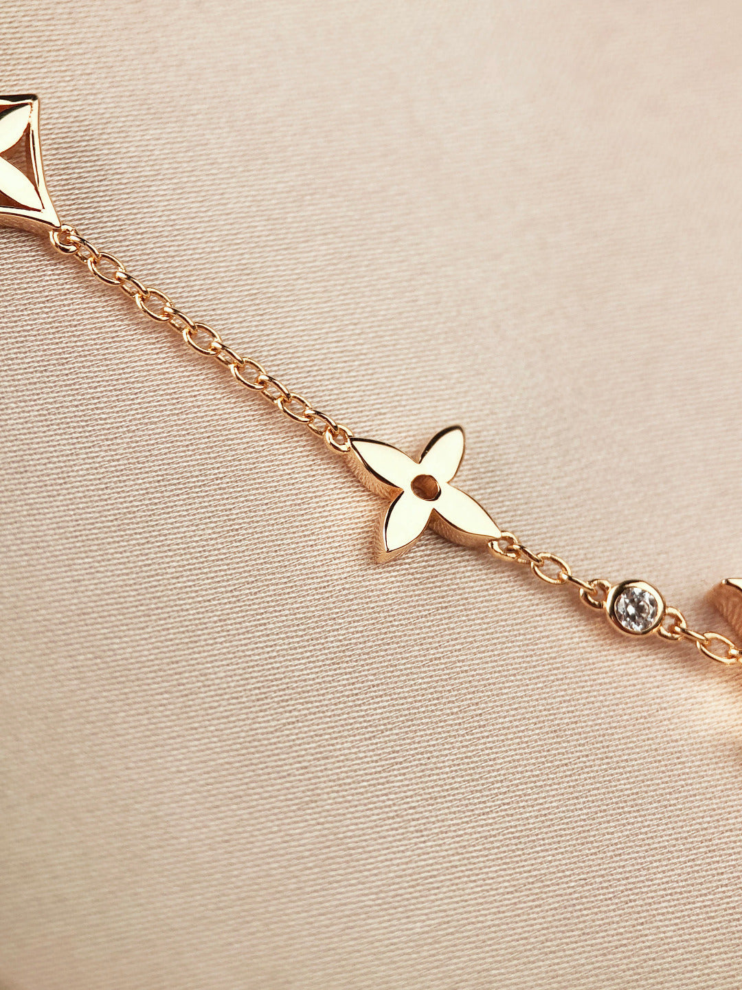 [Clover Jewels]STAR AND SUN 7 MOTIFS GOLD BRACELET