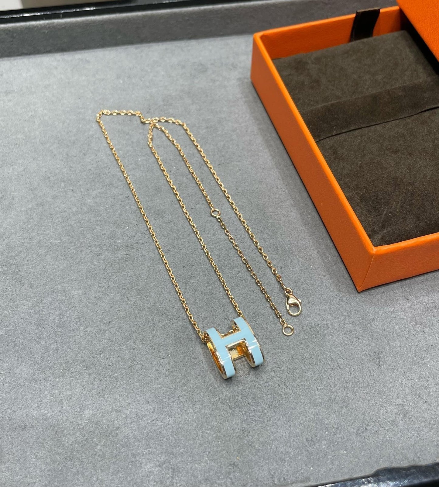 [Clover Jewels]POP H SKY BLUE NECKLACE