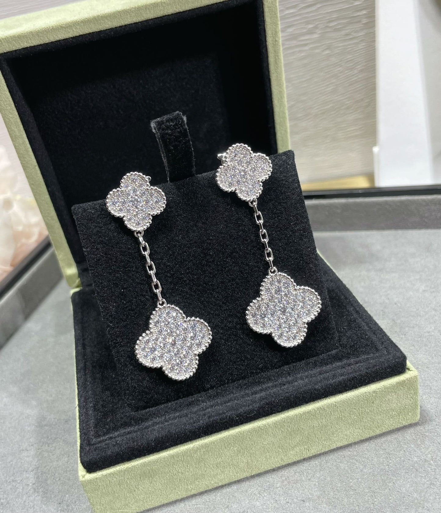 [Clover Jewels]CLOVER 2 MOTIFS DIAMOND PAVED SILVER EARRINGS