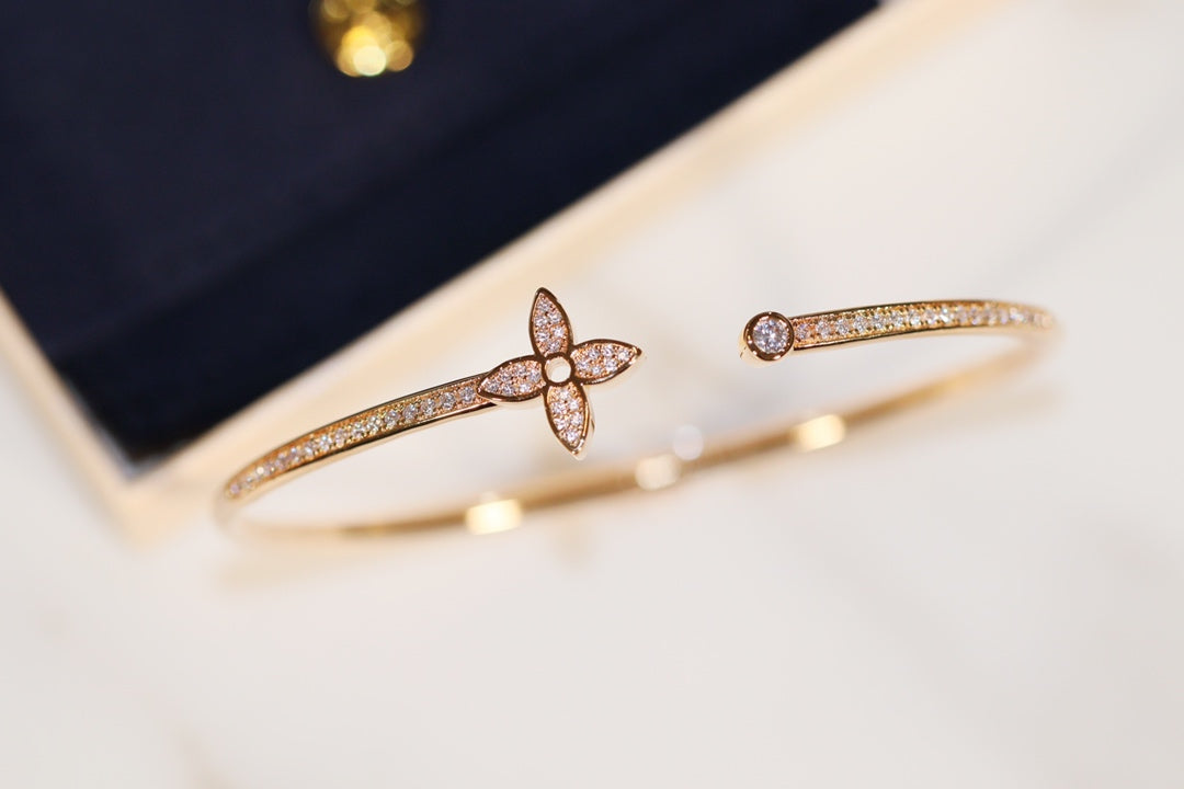 [Clover Jewels]IDYLLE GOLD OPEN BRACELET DIAMOND PAVED