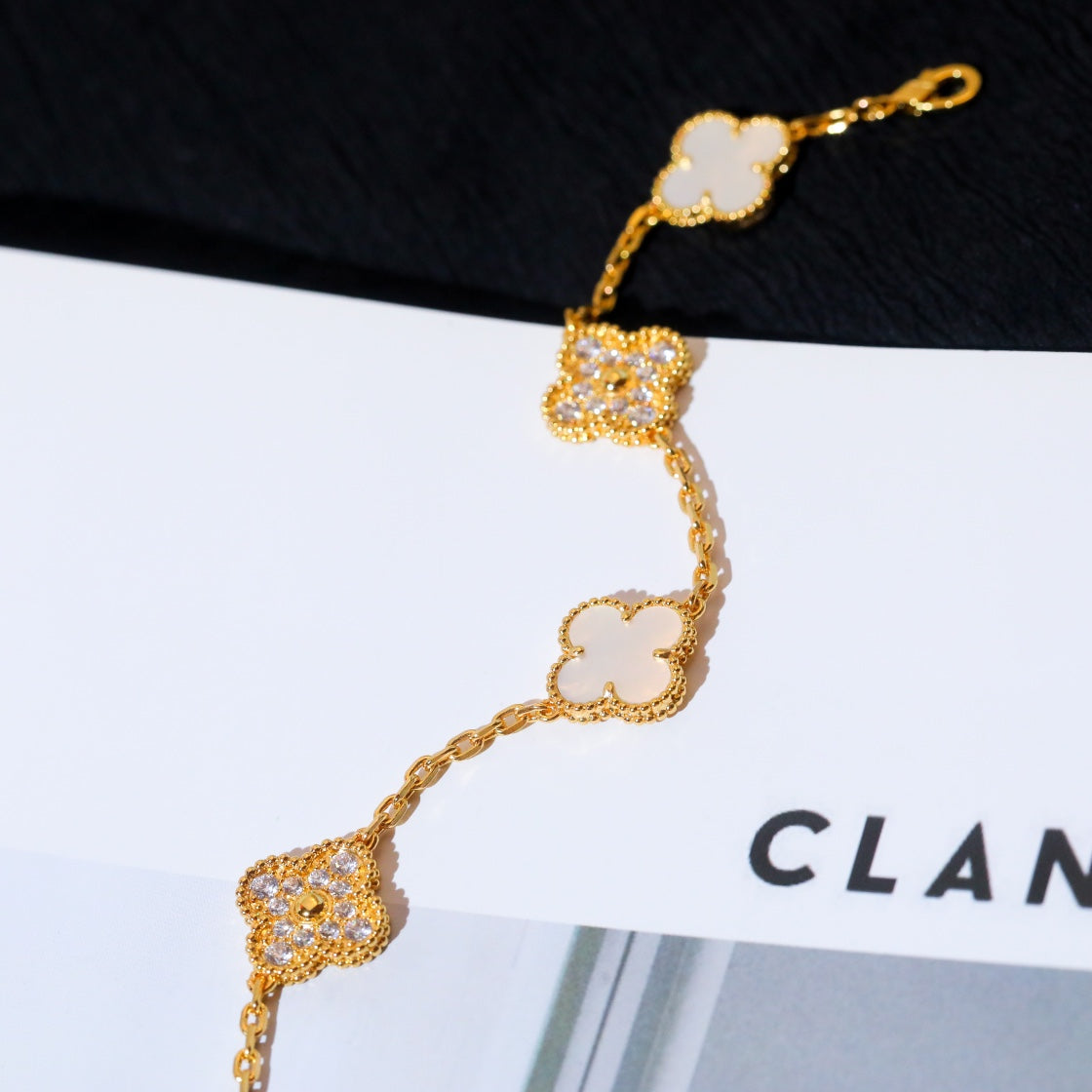 [Clover Jewels]CLOVER BRACELET 5 MOTIF WHITE MOP DIAMOND