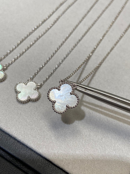 [Clover Jewels]CLOVER MEDIUM SILVER WHITE MOP NECKLACE