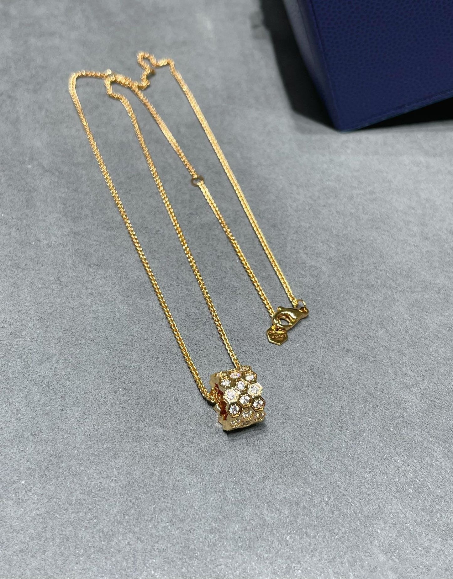 [Clover Jewels]BEE LOVE DIAMOND PAVED 3 ROW NECKLACE