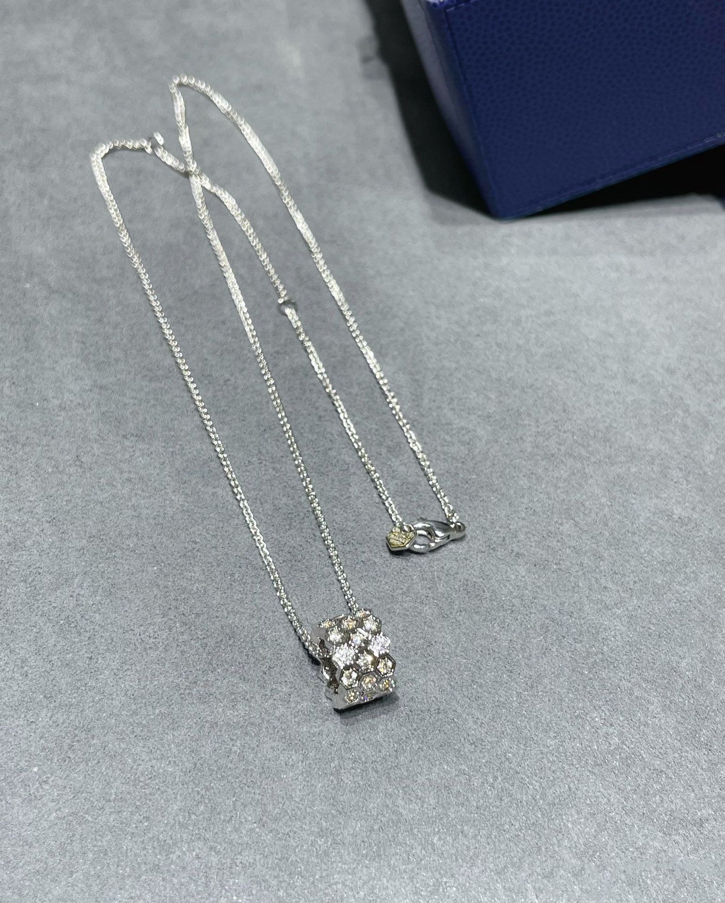 [Clover Jewels]BEE LOVE DIAMOND PAVED 3 ROW NECKLACE