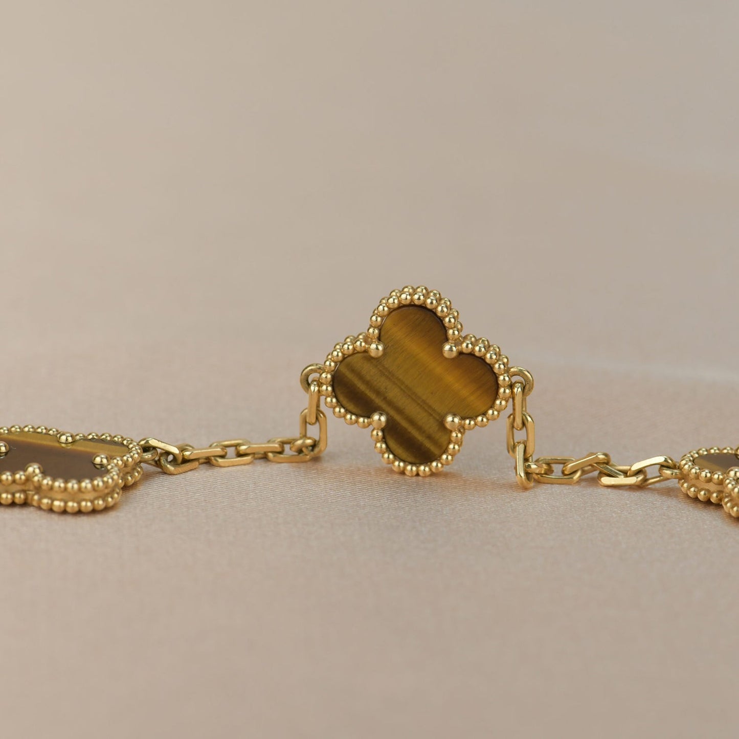 [Clover Jewels]CLOVER  5 MOTIFS TIGER EYE BRACELET