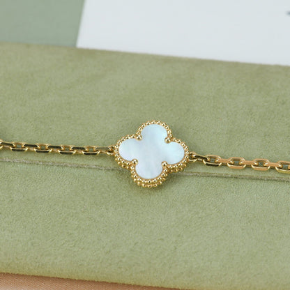 [Clover Jewels]CLOVER  5 MOTIF WHITE MOP BRACELET