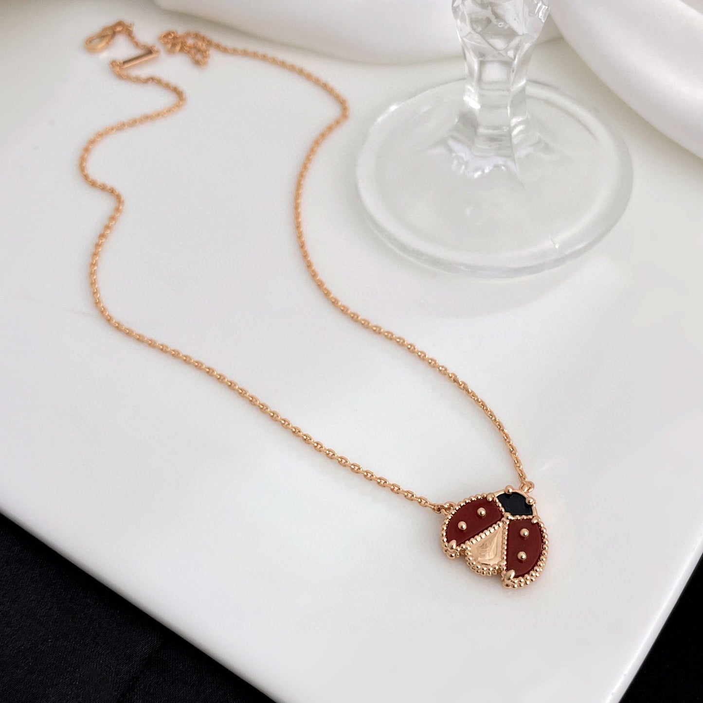 [Clover Jewels]LUCKY  CARNELIANS LADYBUG NECKLACE