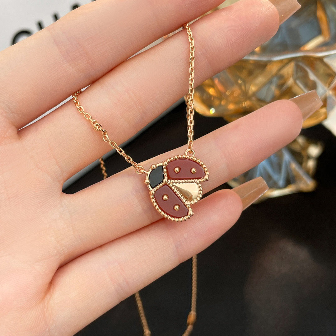 [Clover Jewels]LUCKY  CARNELIANS LADYBUG NECKLACE