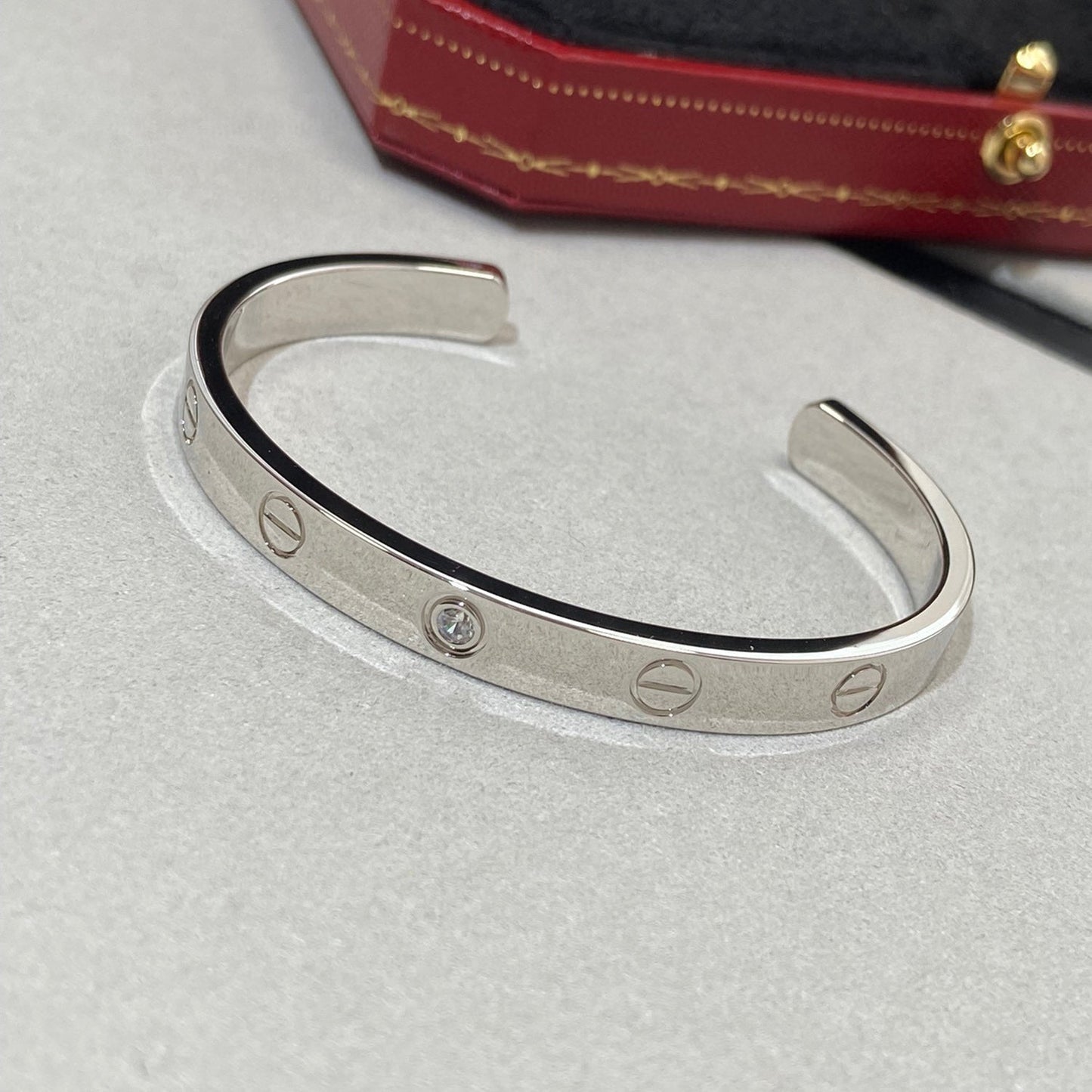 [Clover Jewels]LOVE BRACELET 6.1MM 1 DIAMOND OPEN CUFF