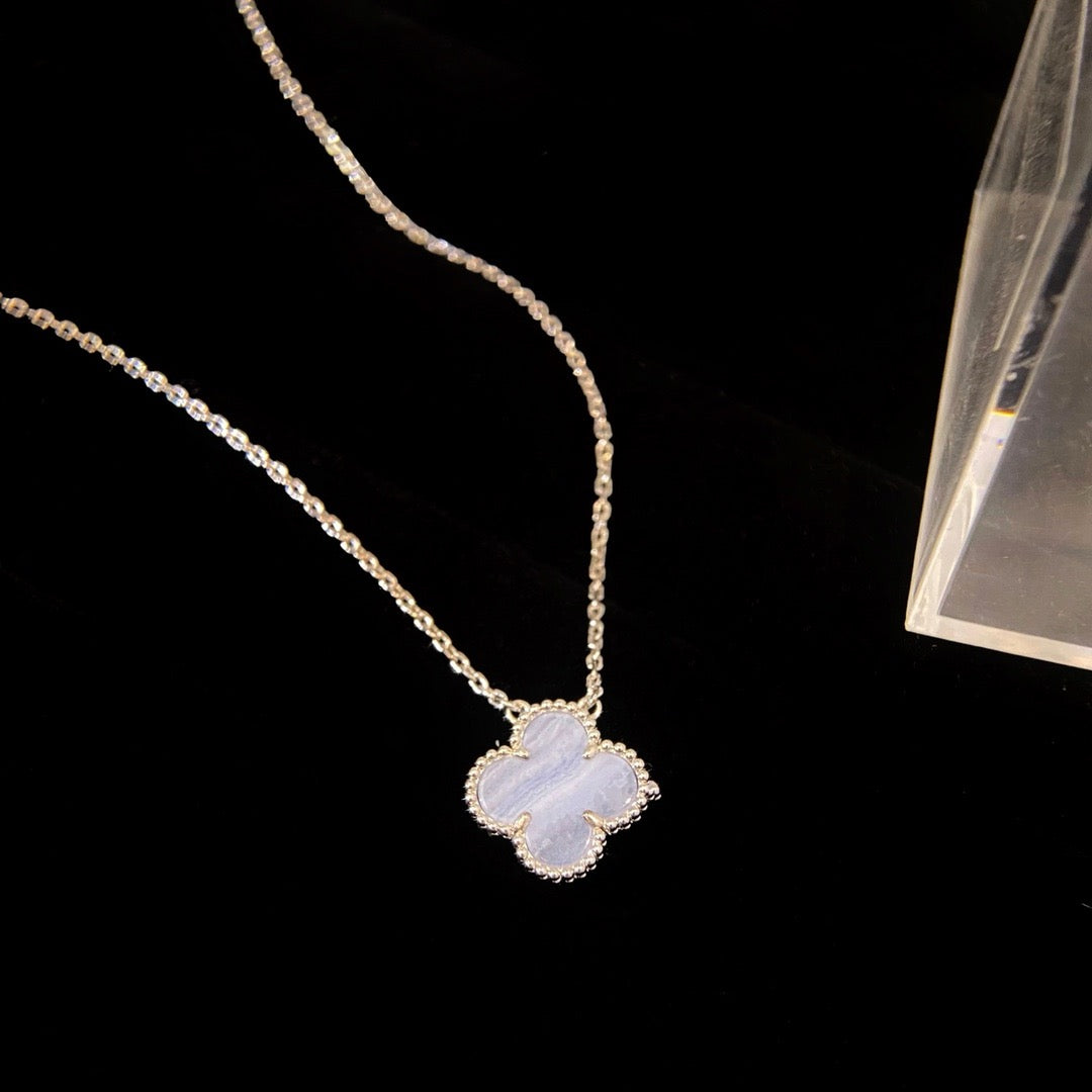 [Clover Jewels]CLOVER 15MM BLUE CHALCEDONY NECKLACE SILVER