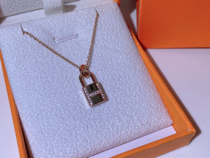 [Clover Jewels]HM ADVANCED NICHE LOCK HEAD NECKLACE DIAMONDS